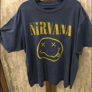 Nirvana smile logo band tee
